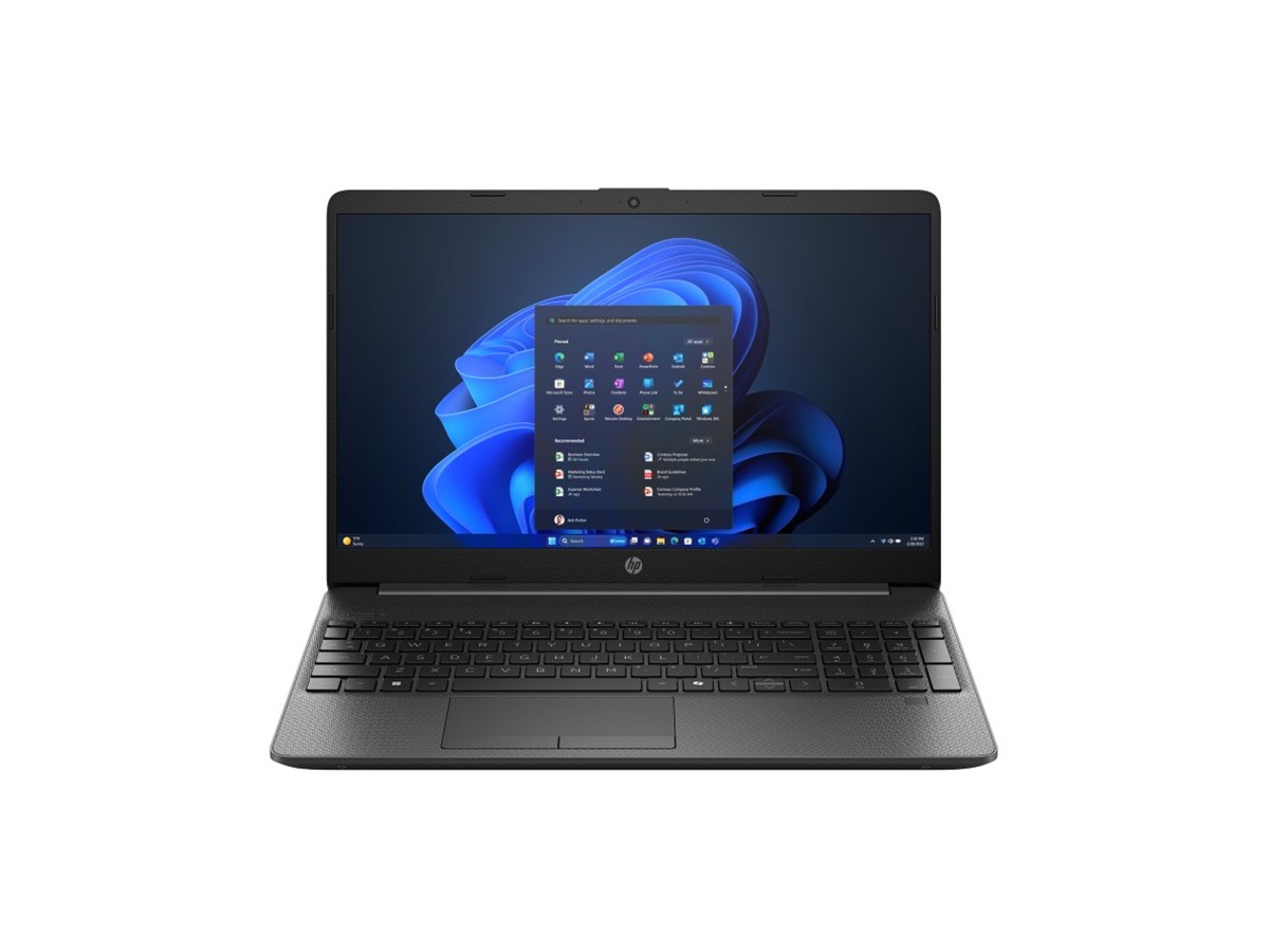 HP 250R G9 Intel Core 5 8GB RAM 256GB SSD 15.6 Inch Windows 11 Laptop on a white background